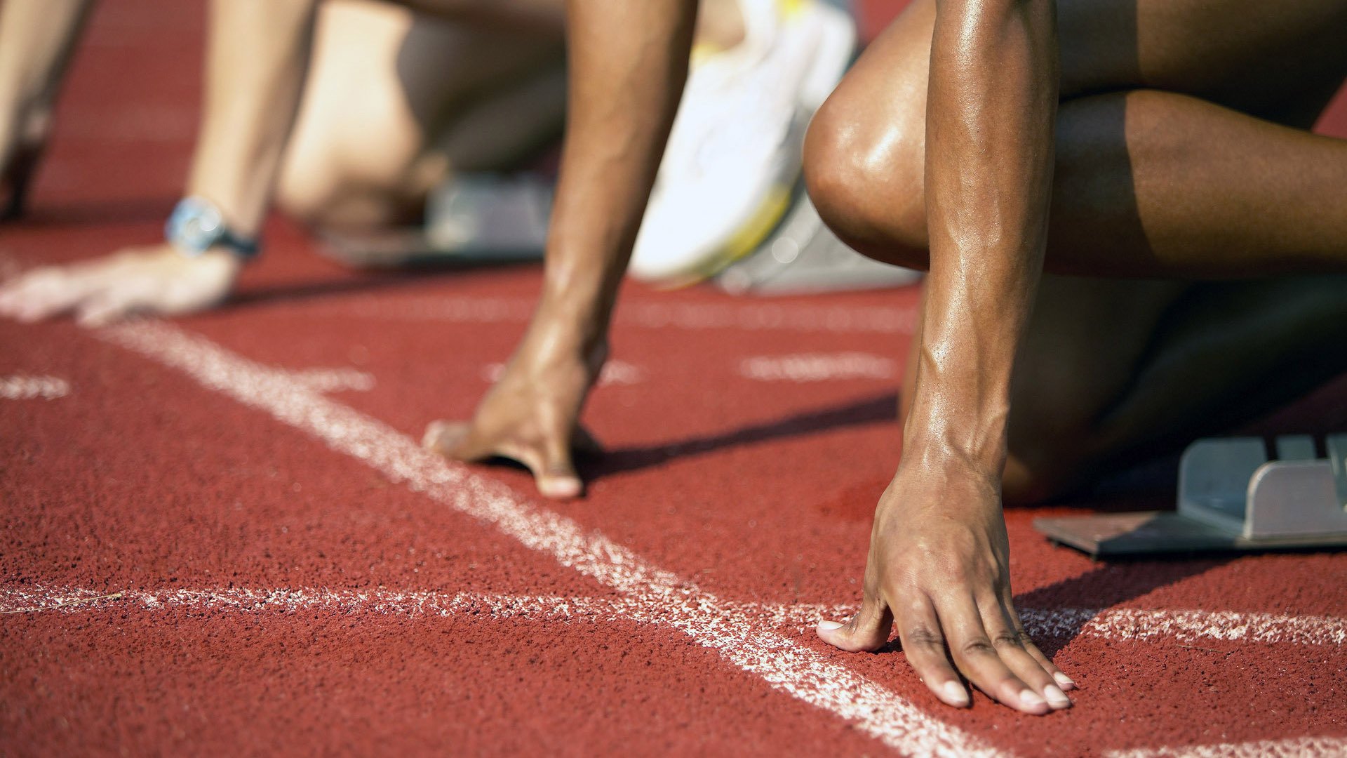 未来科技在F1中的应用:无人驾驶试验,未来世界无人驾驶汽车